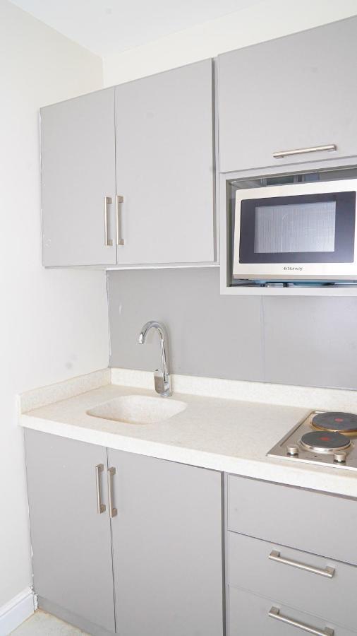 Clowzer Hotel Appartments Riyadh Bagian luar foto